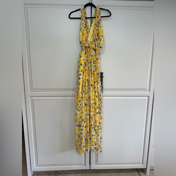 IEENA FOR MAC DUGGAL
Yellow Crossed Halter Tie Waist Jumpsuit (D7) - Picture 11 of 14